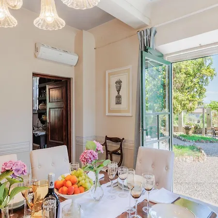 5 Bedrooms Traditional In Lucca וילה *