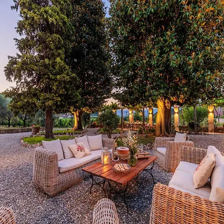 5 Bedrooms Traditional In Lucca Villa Vorno