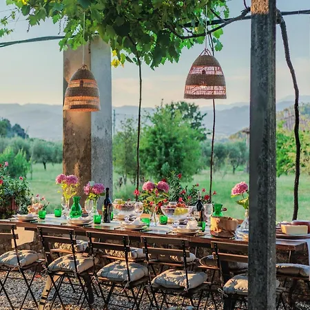 5 Bedrooms Traditional In Lucca * Vorno
